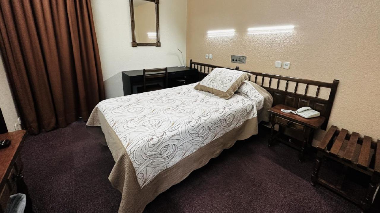 Hotel Folch Sant Julià de Lòria Kültér fotó