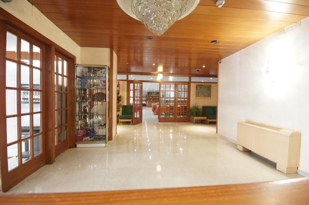 Hotel Folch Sant Julià de Lòria Kültér fotó